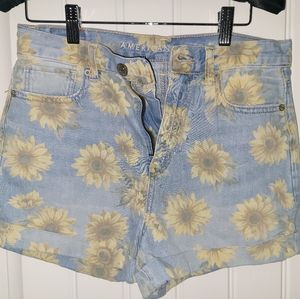 American Eagle Sunflower Mom Shorts